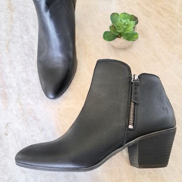 Frye Judith Black Leather Ankle Boot Double Zip Bootie Size 9.5 - Picture 1 of 11